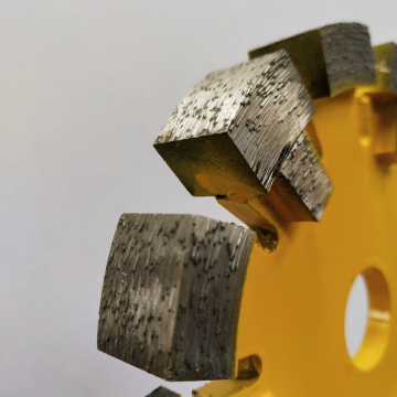 Durable Diamond Tuck Point Blade With Protect Teeth For Extreme Hard Concrete Grinding