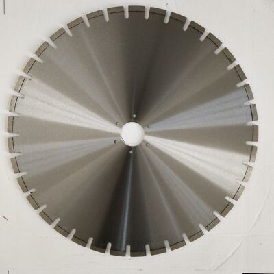 700mm Diamond Cutting Saw Blade with Sharp Segments for Reinforced Concrete
